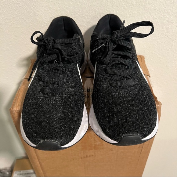 Mens Nike React Infinity Run Flyknit 3 size 8.5 - Picture 3 of 7